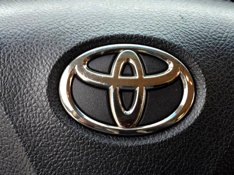 Toyota Avalon XLE 2013