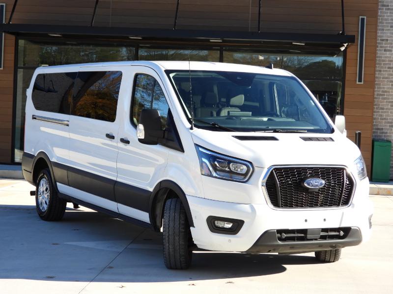 Ford Transit 350 Wagon Low Roof XLT w/Sliding Pass. 148-in. WB 2023