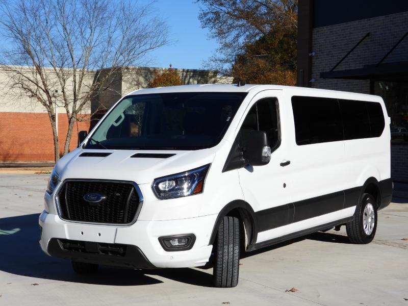 Ford Transit 350 Wagon Low Roof XLT w/Sliding Pass. 148-in. WB 2023
