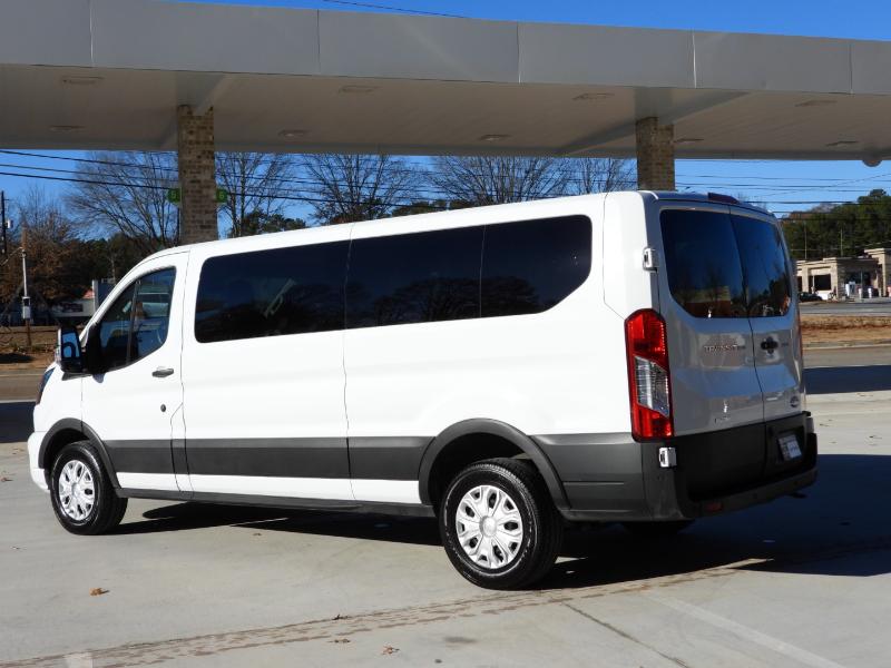 Ford Transit 350 Wagon Low Roof XLT w/Sliding Pass. 148-in. WB 2023