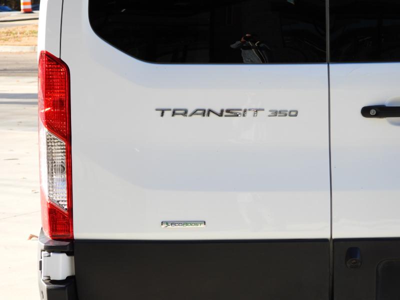 Ford Transit 350 Wagon Low Roof XLT w/Sliding Pass. 148-in. WB 2023
