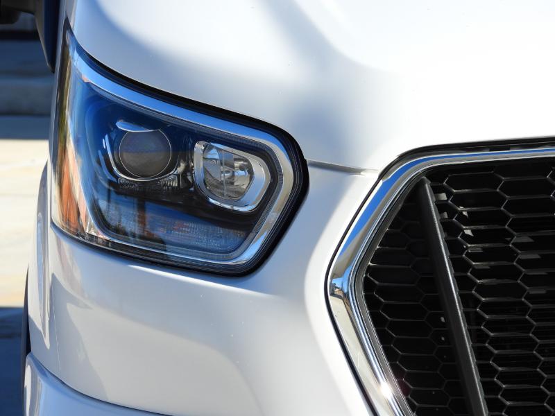 Ford Transit 350 Wagon Low Roof XLT w/Sliding Pass. 148-in. WB 2023