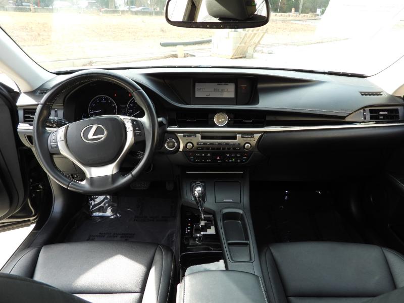 Lexus ES 350 Sedan 2014