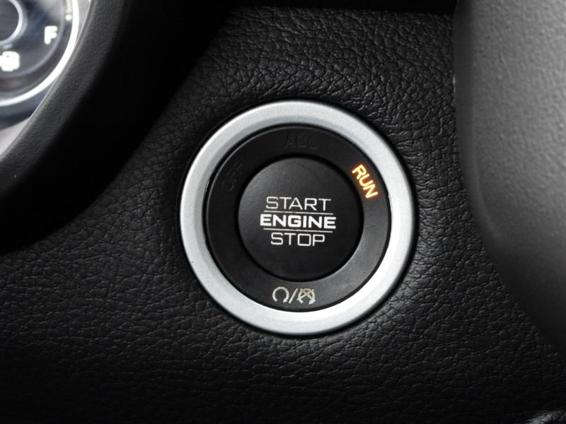 RAM 1500 Big Horn Crew Cab SWB 4WD 2019