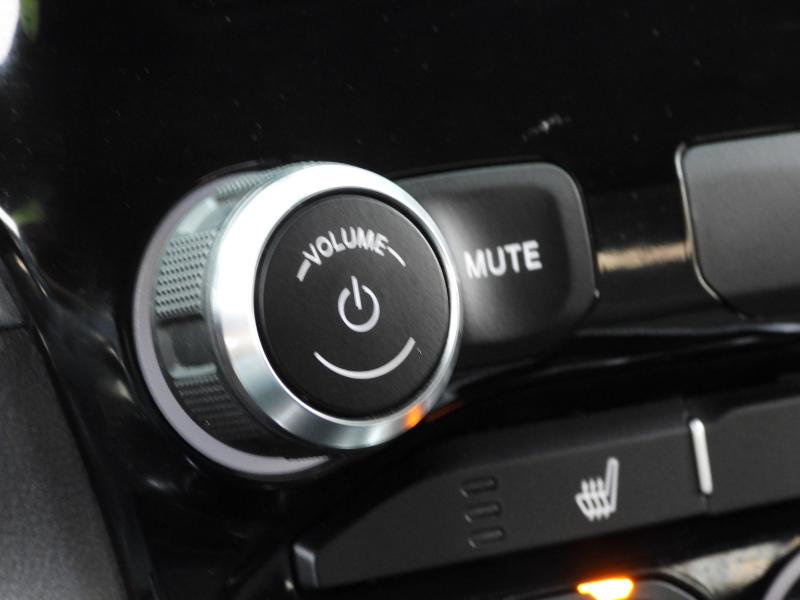 RAM 1500 Big Horn Crew Cab SWB 4WD 2019