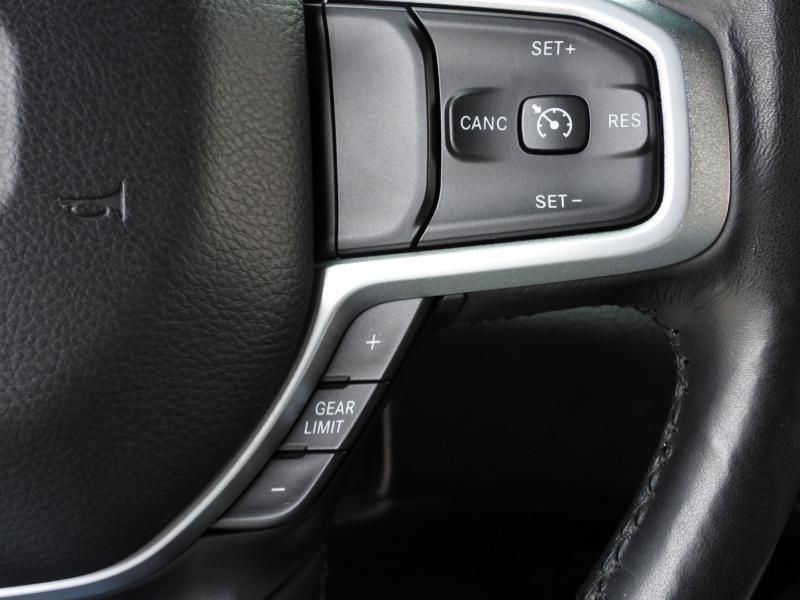 RAM 1500 Big Horn Crew Cab SWB 4WD 2019