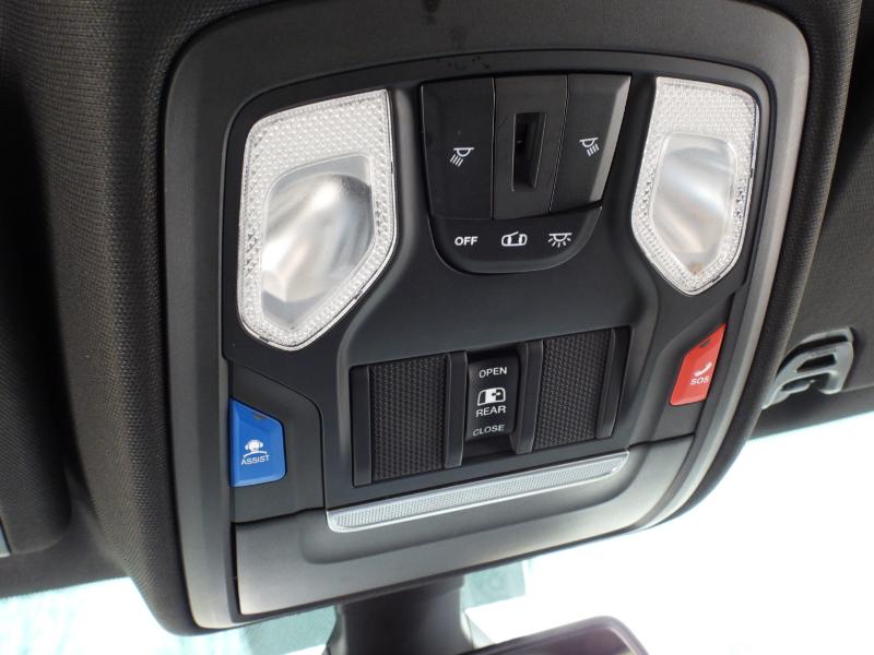 RAM 1500 Big Horn Crew Cab SWB 4WD 2019