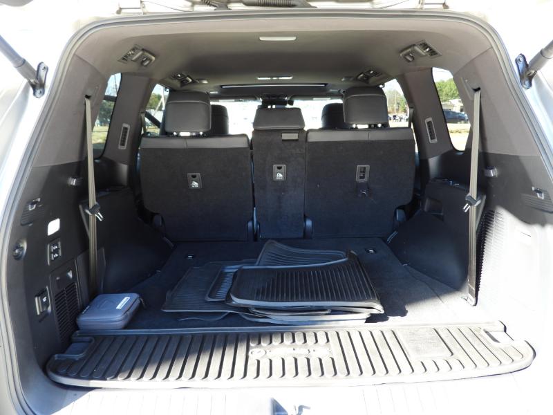 Lexus LX 600 F SPORT Handling 2023