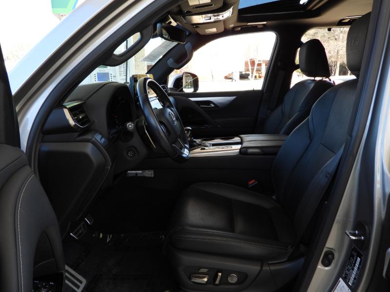 Lexus LX 600 F SPORT Handling 2023