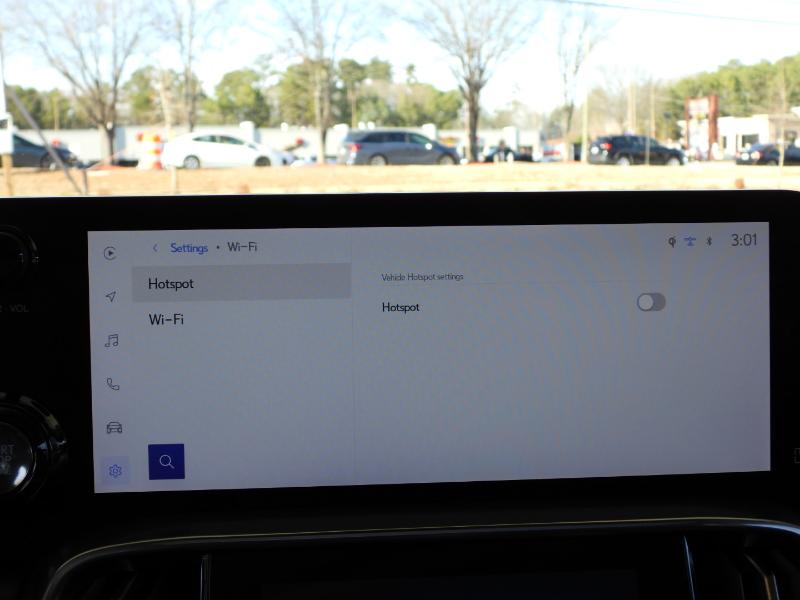 Lexus LX 600 F SPORT Handling 2023