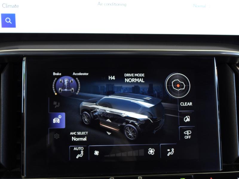 Lexus LX 600 F SPORT Handling 2023