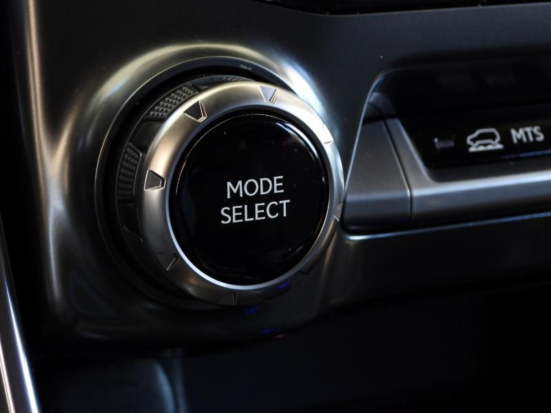 Lexus LX 600 F SPORT Handling 2023