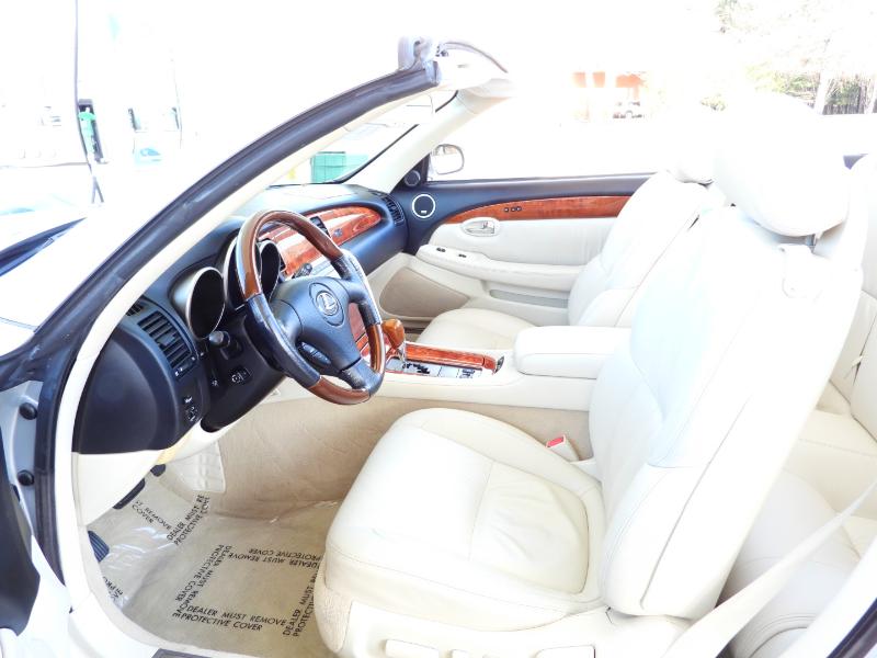 Lexus SC 430 Convertible 2006