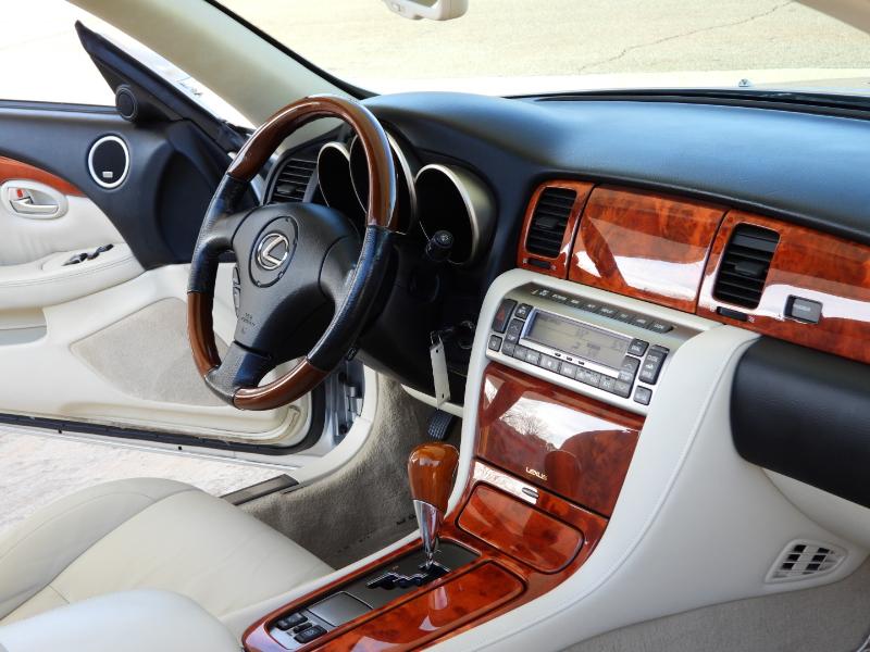 Lexus SC 430 Convertible 2006