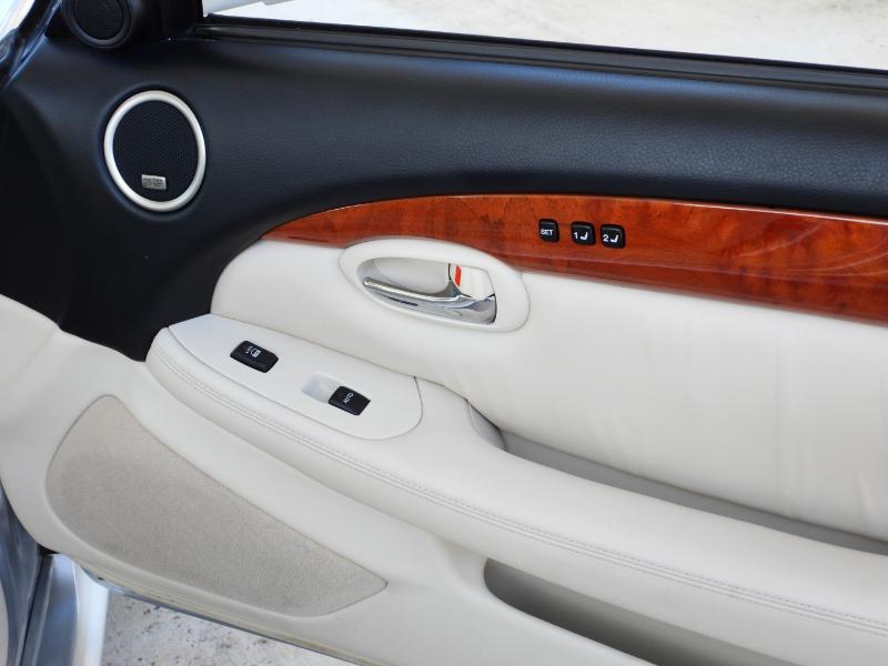 Lexus SC 430 Convertible 2006