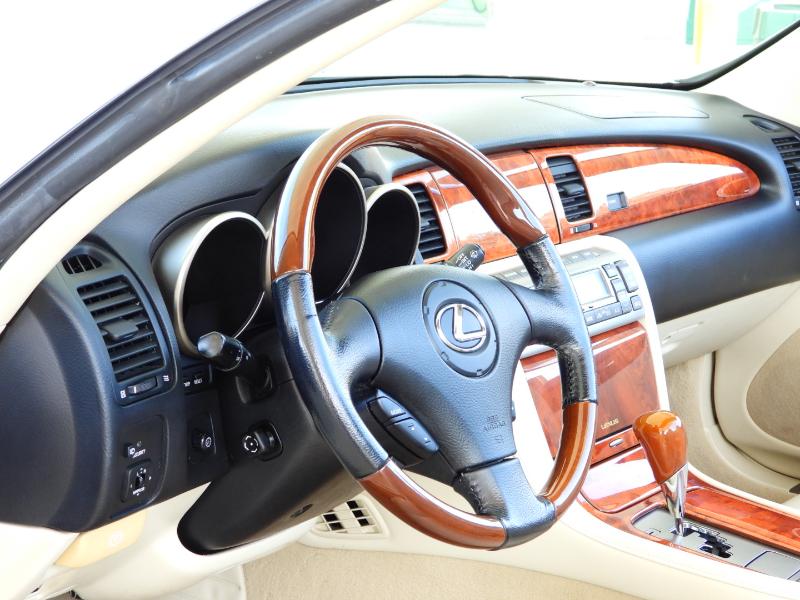 Lexus SC 430 Convertible 2006