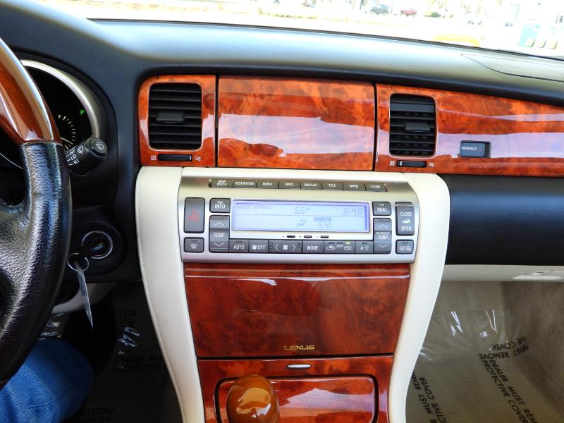 Lexus SC 430 Convertible 2006