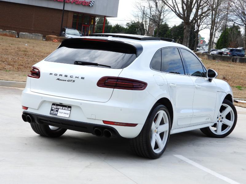 Porsche Macan GTS 2018