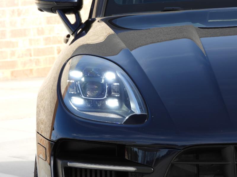 Porsche Macan Turbo 2017