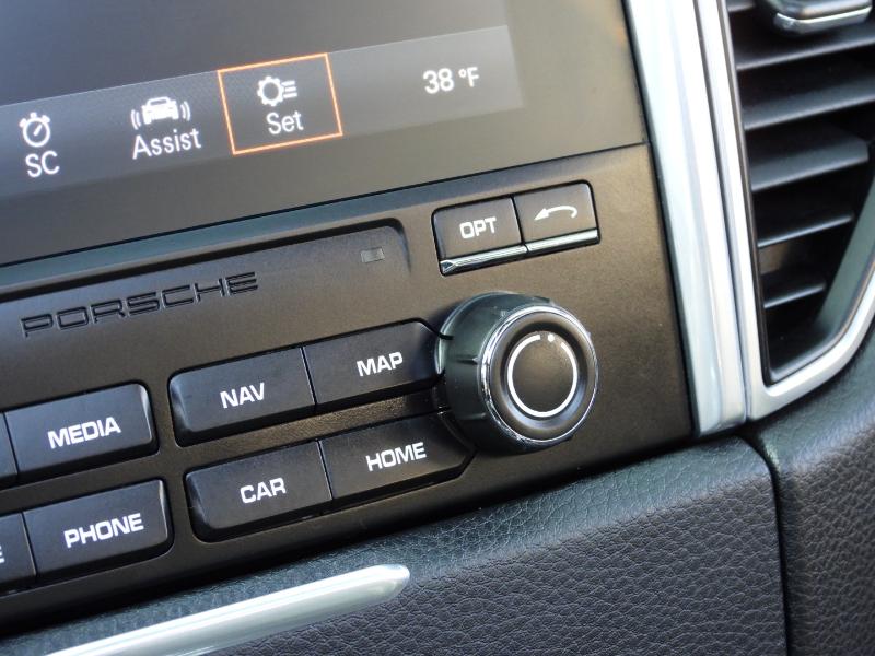 Porsche Macan Turbo 2017