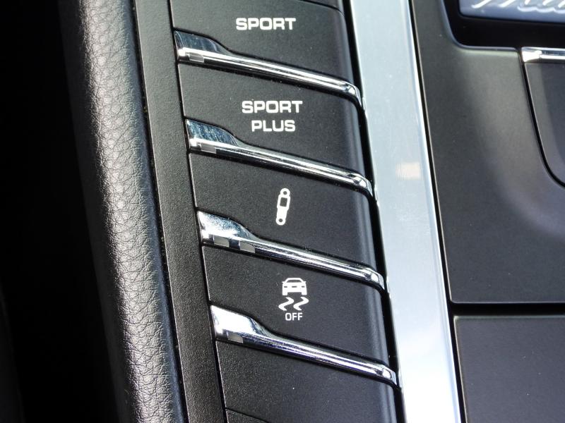 Porsche Macan Turbo 2017