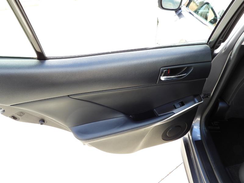 Lexus IS 250 RWD 2014