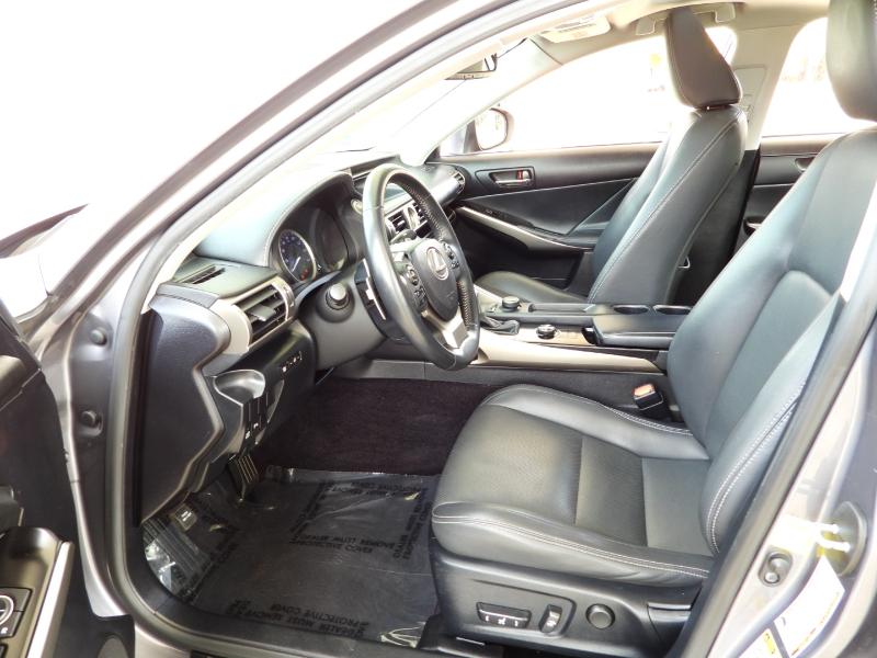 Lexus IS 250 RWD 2014