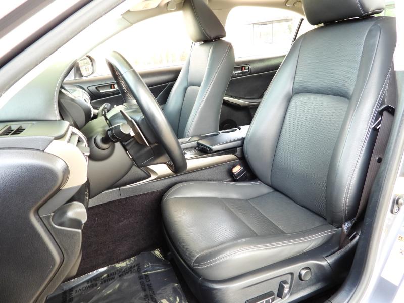 Lexus IS 250 RWD 2014