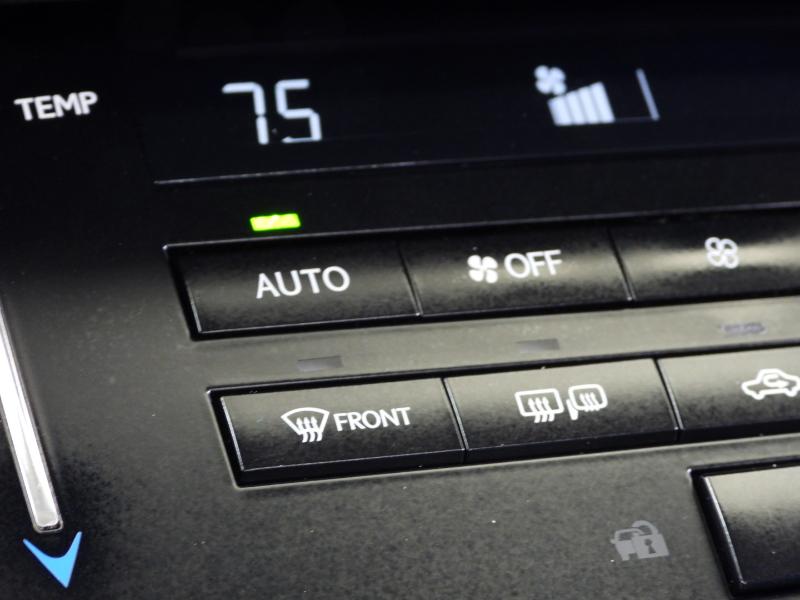 Lexus IS 250 RWD 2014