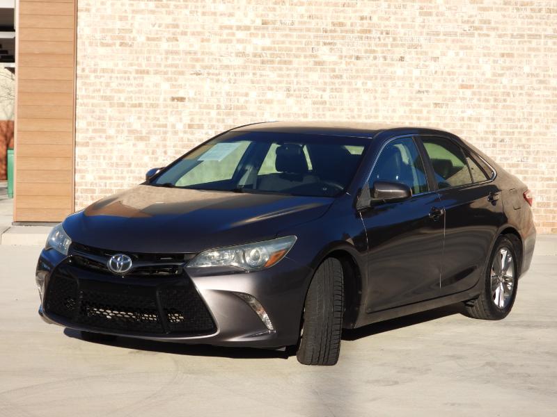 Toyota Camry SE 2015