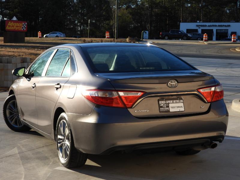 Toyota Camry SE 2015