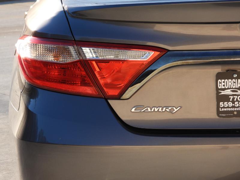 Toyota Camry SE 2015