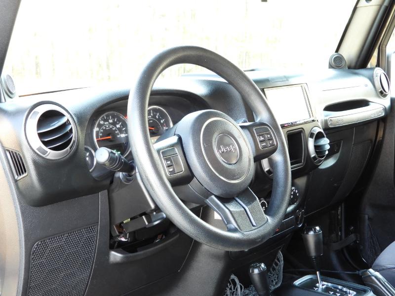 Jeep Wrangler Sport 4WD 2014