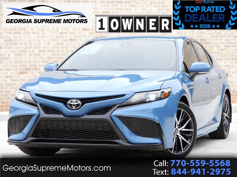 Toyota Camry SE 2023