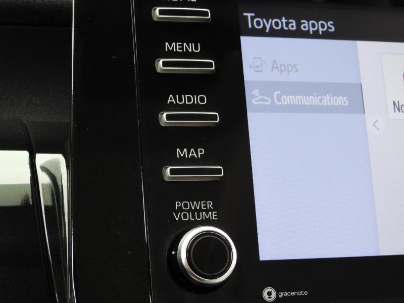 Toyota Camry SE 2023