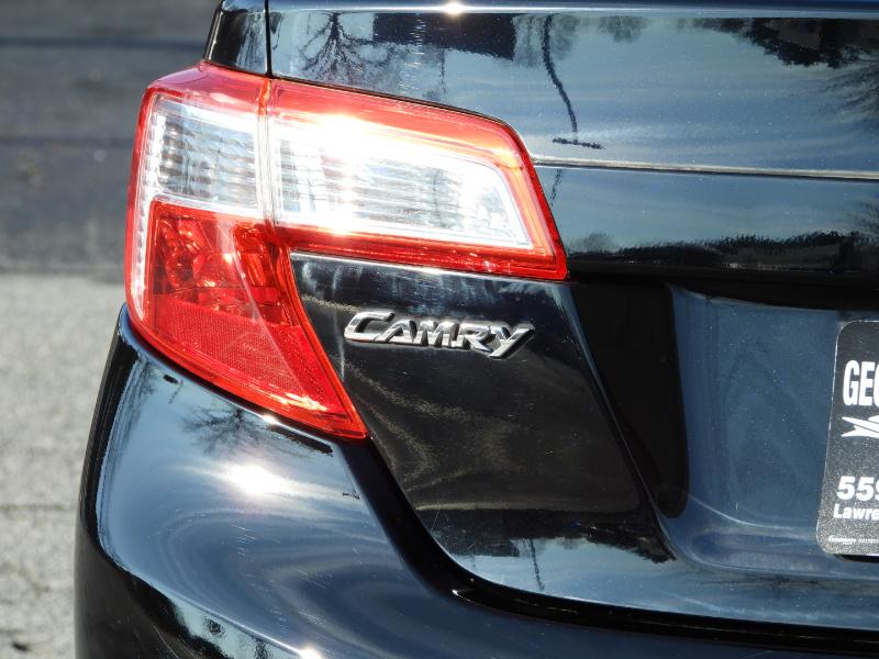 Toyota Camry LE 2012