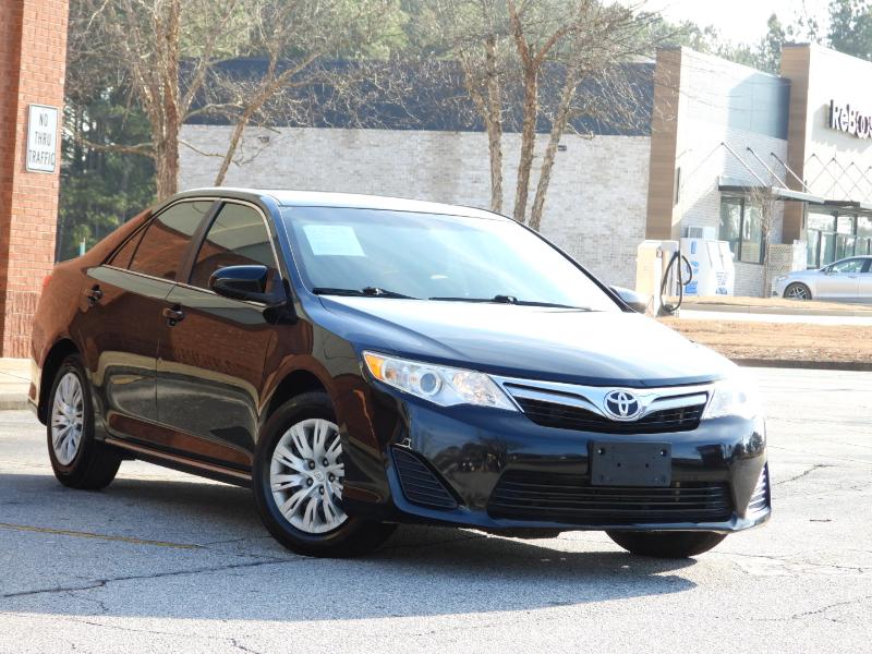 Toyota Camry LE 2012