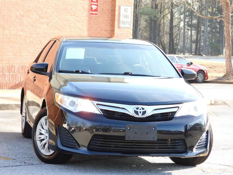 Toyota Camry LE 2012
