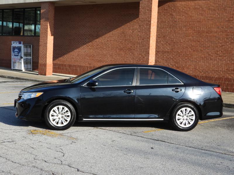 Toyota Camry LE 2012