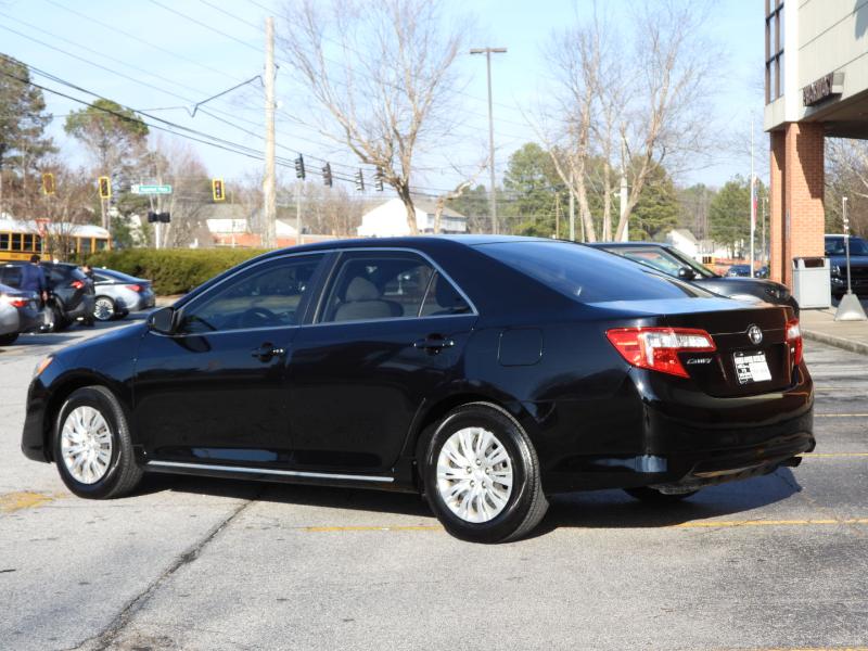 Toyota Camry LE 2012