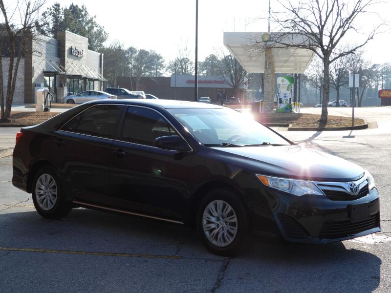 Toyota Camry LE 2012