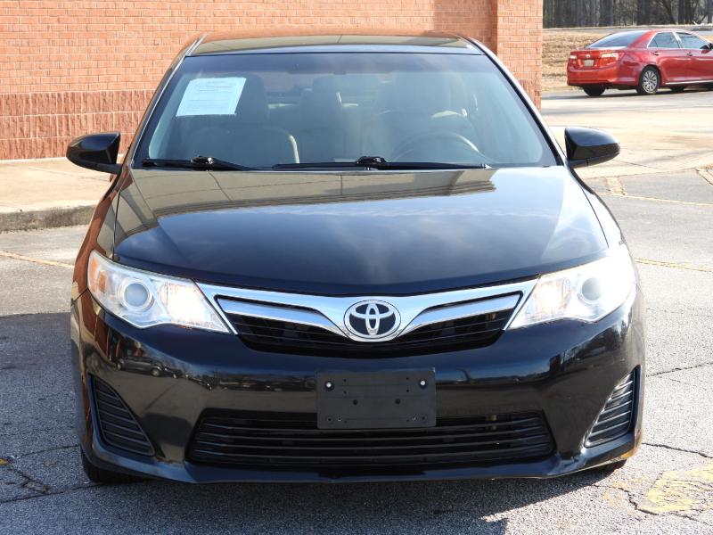 Toyota Camry LE 2012