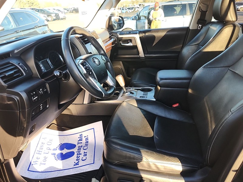 Toyota 4Runner Limited 2WD V6 2018