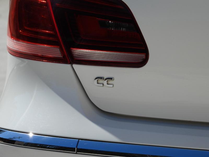 Volkswagen CC R-Line 2.0T Executive DSG PZEV 2014