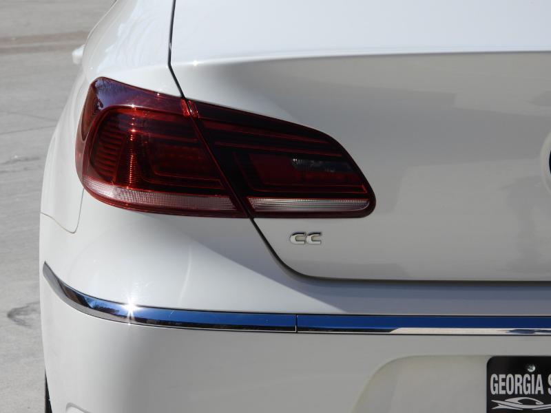 Volkswagen CC R-Line 2.0T Executive DSG PZEV 2014