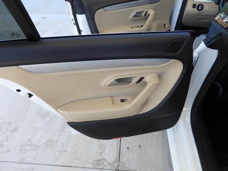 Volkswagen CC R-Line 2.0T Executive DSG PZEV 2014