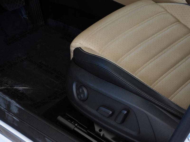 Volkswagen CC R-Line 2.0T Executive DSG PZEV 2014