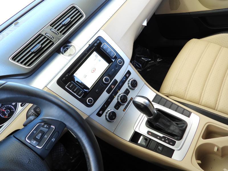 Volkswagen CC R-Line 2.0T Executive DSG PZEV 2014