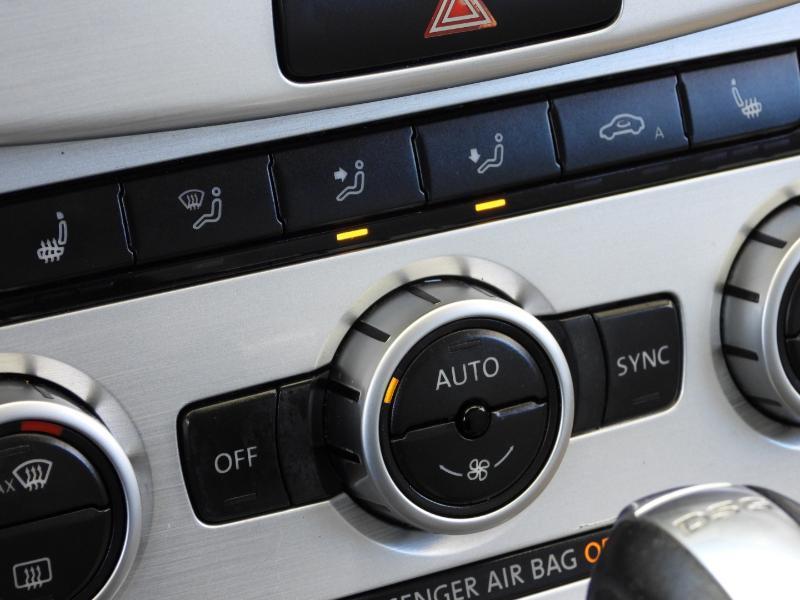 Volkswagen CC R-Line 2.0T Executive DSG PZEV 2014