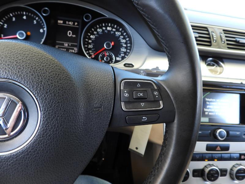 Volkswagen CC R-Line 2.0T Executive DSG PZEV 2014